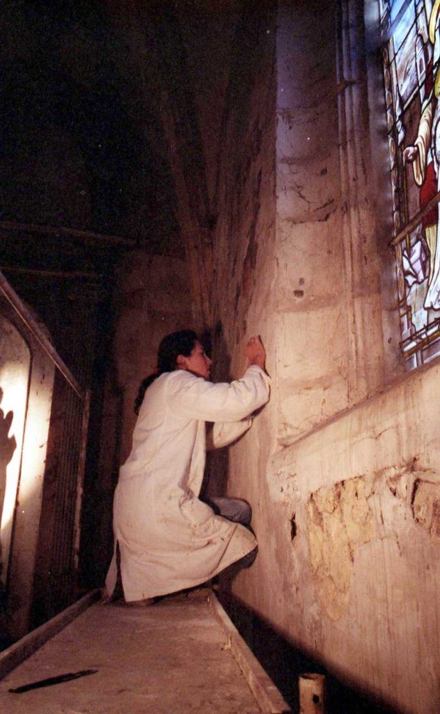 L’attribut alt de cette image est vide, son nom de fichier est 1985-04-19-Sermaise-eglise-rest.-peinture-3--632x1024.jpg.